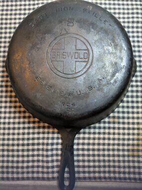 GRISWOLD No. 8 Cast Iron Skillet. 704 C, Erie PA